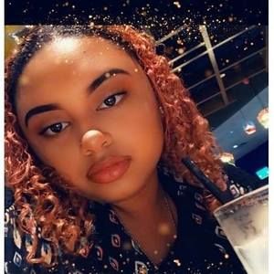 Meet your Posher, Celine